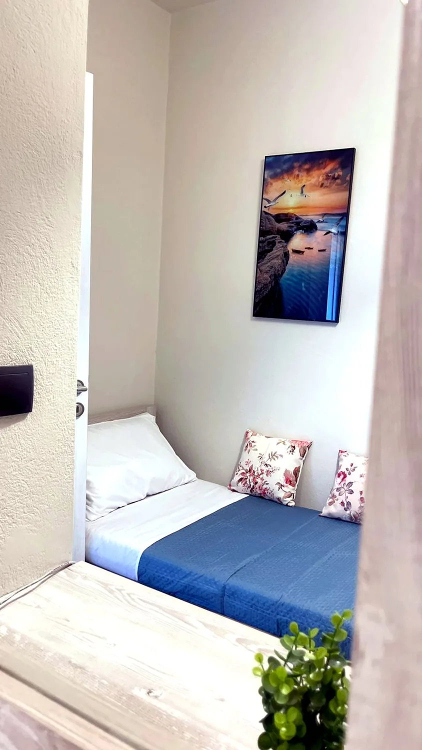 Apartment 21: second